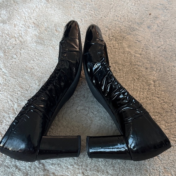 Prada Black Patent Leather Heels - Picture 4 of 7